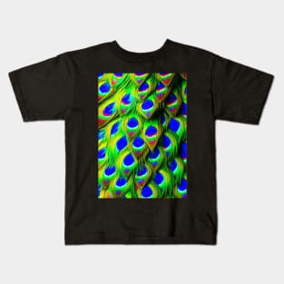 STUNNING PEACOCK FEATHERS Kids T-Shirt